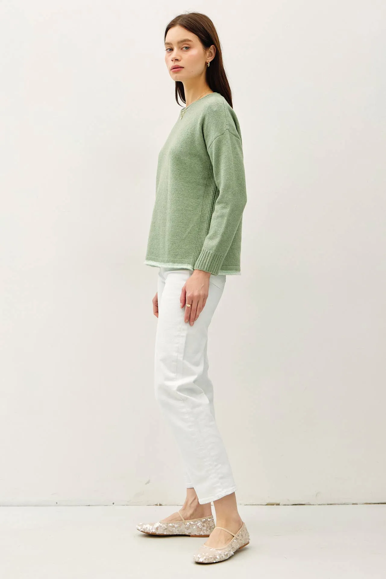 COZY ACCENT COLOR SOLID SWEATER