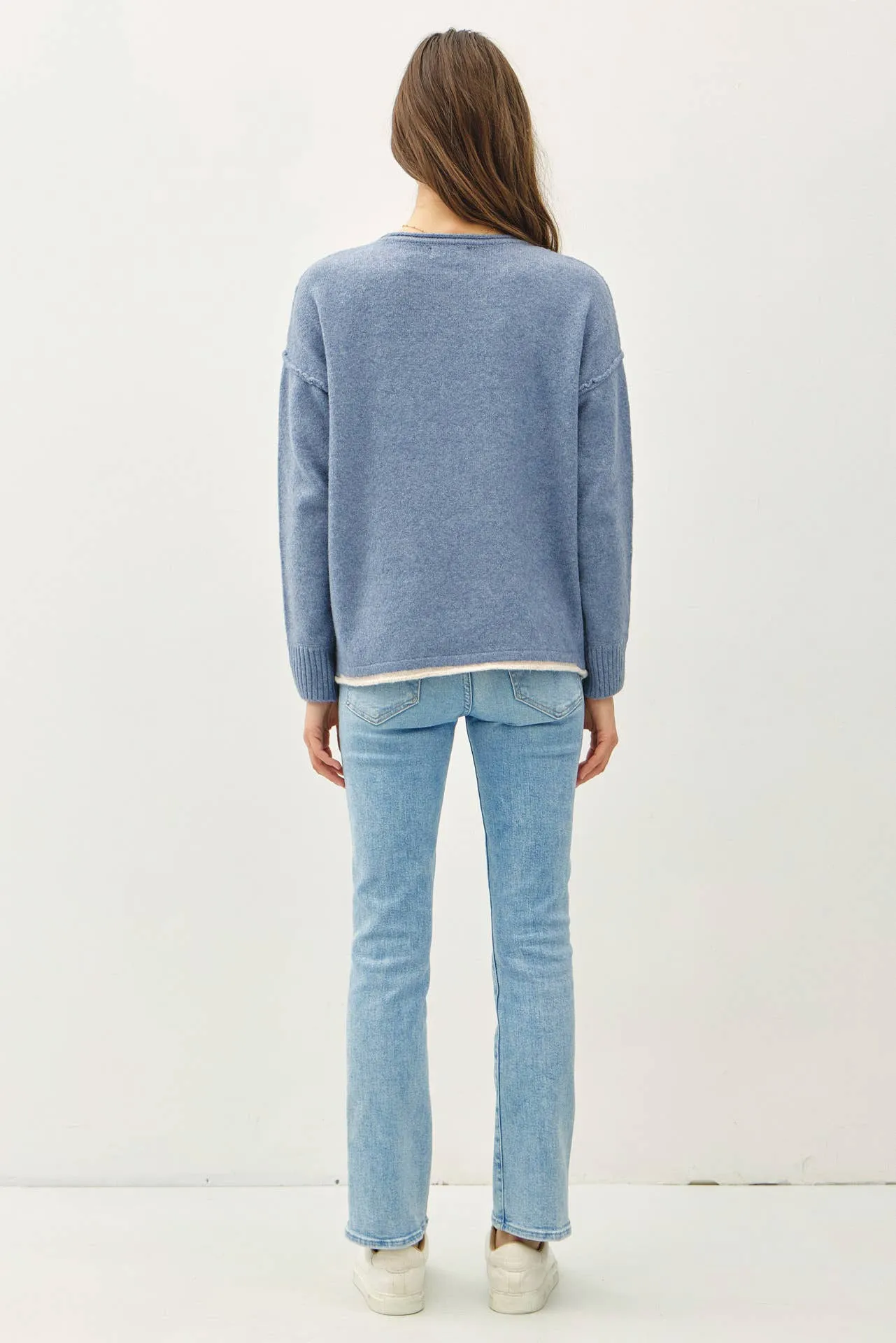 COZY ACCENT COLOR SOLID SWEATER