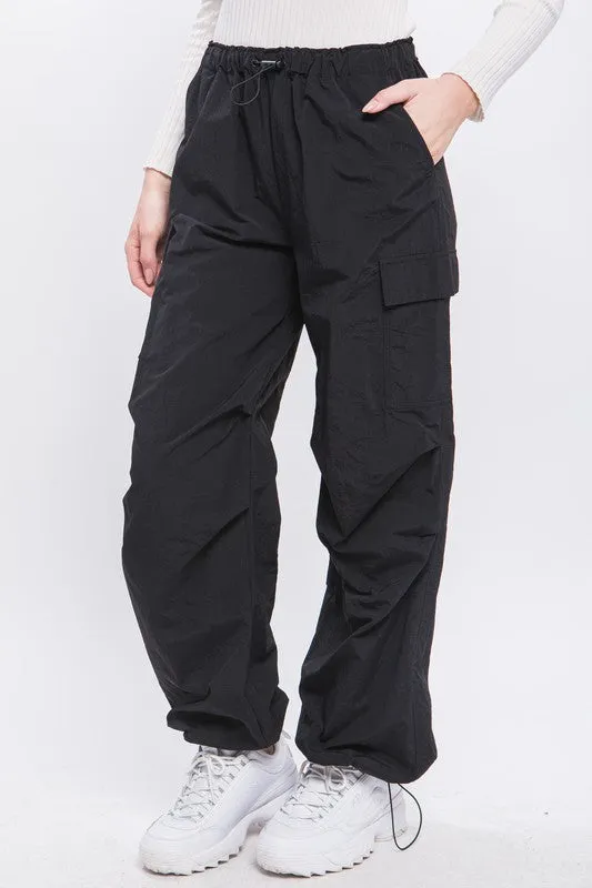 LOOSE FIT PARACHUTE CARGO PANTS