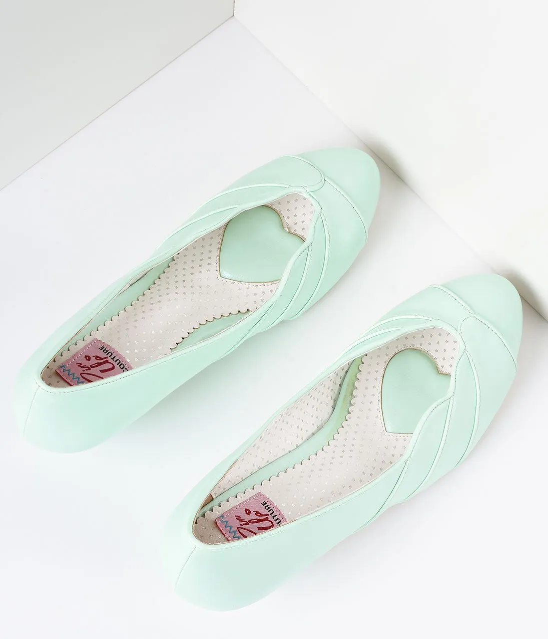 Mint Green Faux Leather Scalloped Kitten Heel